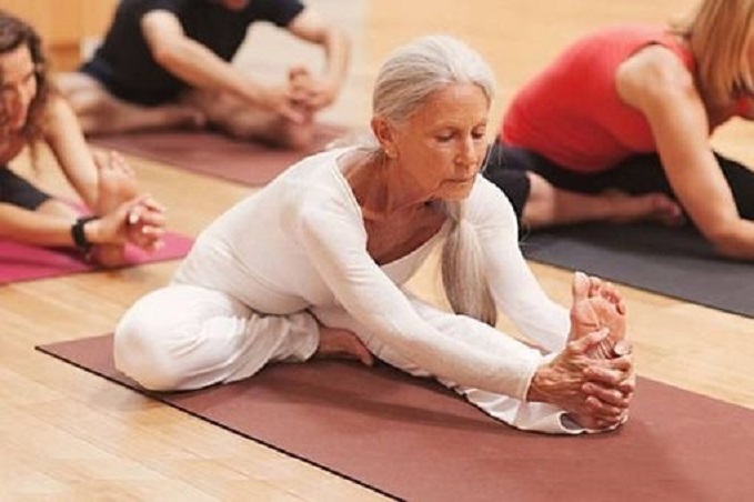Five Benefits of Yoga for Seniors